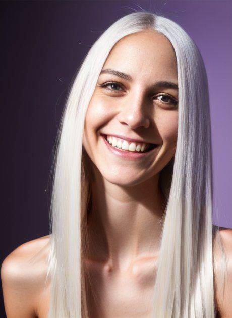 Smiley AI generated model Lucy Wintrot shows her tiny tits & her perfect ass - #7