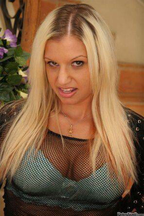 whitney fears busty cumslut(AI enhanced) - #4