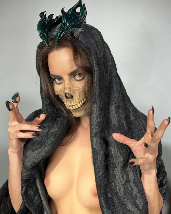 Marvel Celeb ai nudes 4 (message for free ai nudes) - #16