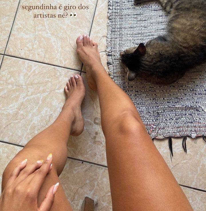Pezinhos por ai - #10