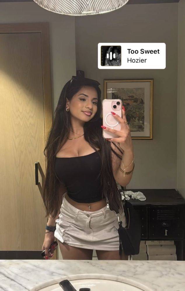 Flawless Indian + AI Nudes. NEED HER LEAKS. - #30