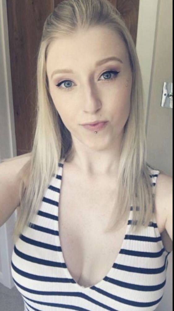 Ai fake nude, dm for a fake edit. - #4