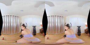 VR Eliza Ibarra workout and fuck! - #30