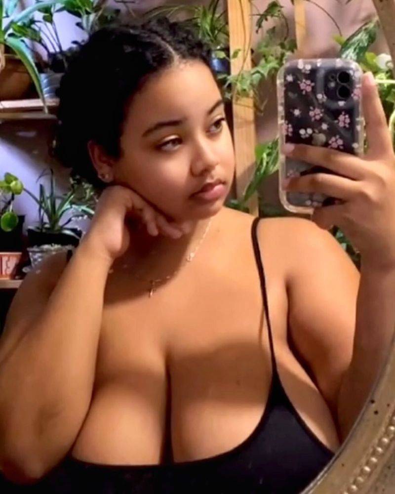 Beautiful fat french islander girl with Indian heritage AI nudes - #14