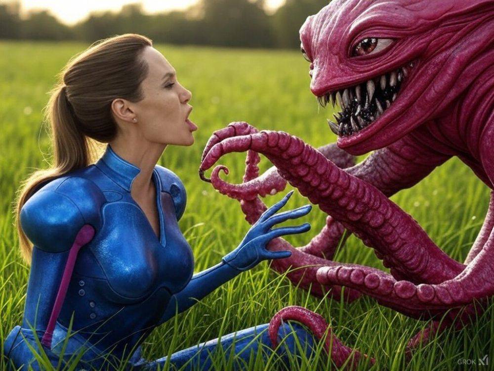 Angelina Ai vs Alien Tentacles - #5