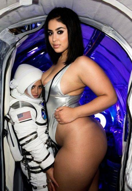 AI Cuties Naked Pics - #7