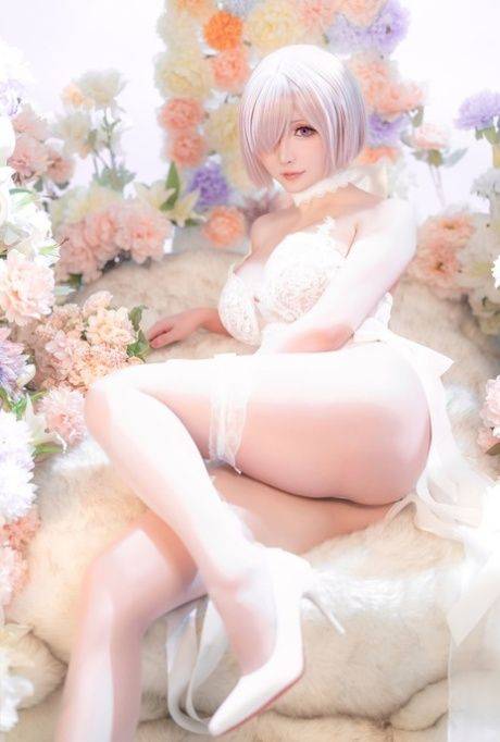 Japanese cosplay model exposes her amazing body in her lace dress & heels - #1