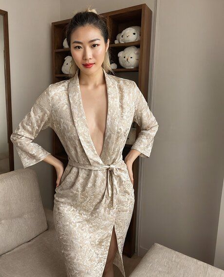 Chinese beauty with red lips shows her great body in and out of lingerie - #3