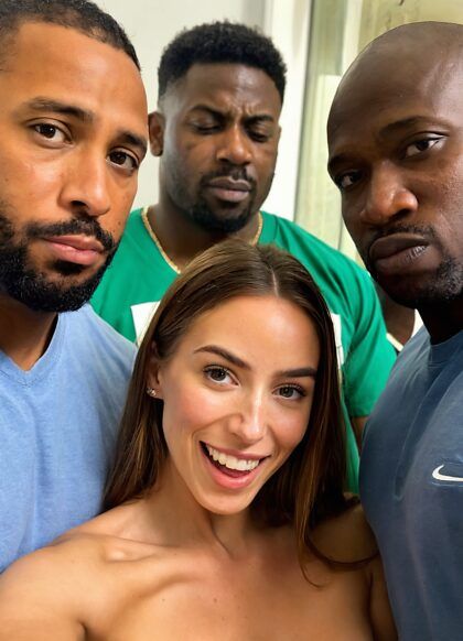 The selfie your GF sent you before she ghosted you for two days... - #20