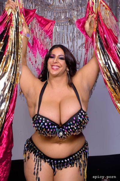 Performing on stage, huge hanging boobs, 34 yo beautiful thick american bellydancer - spicy.porn - Usa on pornsimulated.com