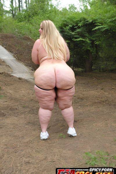 Large haunches, doggystyle, giant buttcheeks, huge thick dick - spicy.porn on pornsimulated.com