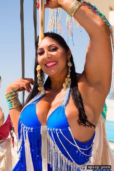 Performing on stage, huge hanging boobs, 42 yo beautiful thick american bellydancer - spicy.porn - Usa on pornsimulated.com